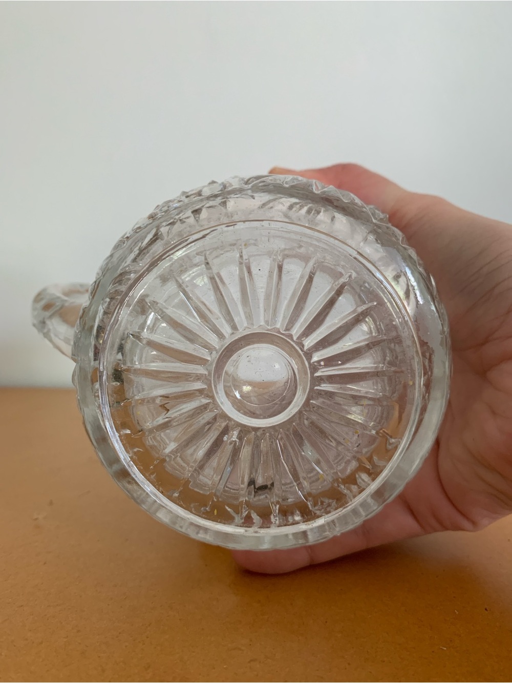 Cut glass small drink pitcher, dinnerware - Picture 5 of 10